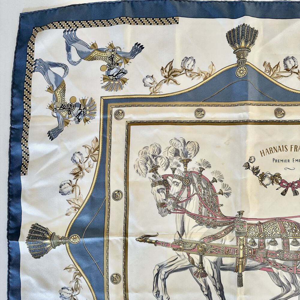 VINTAGE HERMES SCARF HARNAIS FRANCAIS BLUE 100% SILK - Picture 4 of 16
